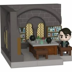 Harry Potter Tom Riddle CHASE- Funko Mini Moments Mini-Figure Diorama Playset 8 Harry Potter Tom Riddle CHASE- Funko Mini Moments Mini-Figure Diorama Playset