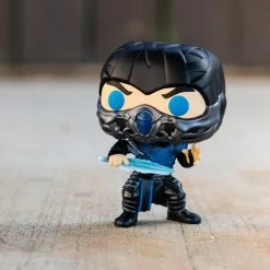 Funko Pop! Mortal Combat: Sub-Zero Glow In The Dark Vinyl Figure #1057 - Entertainment Earth Exclusive + Protector 13 Funko Pop! Mortal Combat: Sub-Zero Glow In The Dark Vinyl Figure #1057 - Entertainment Earth Exclusive + Protector
